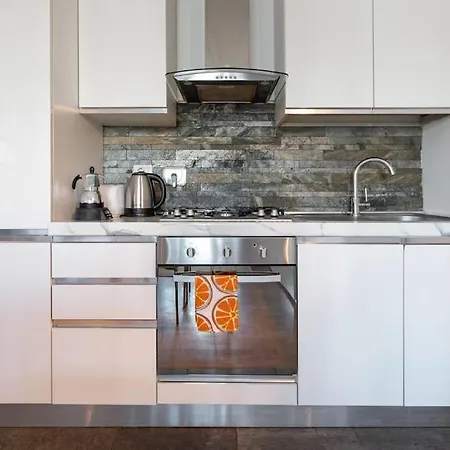Apartment Belfiore Tot_ By The Railway Station Florenz